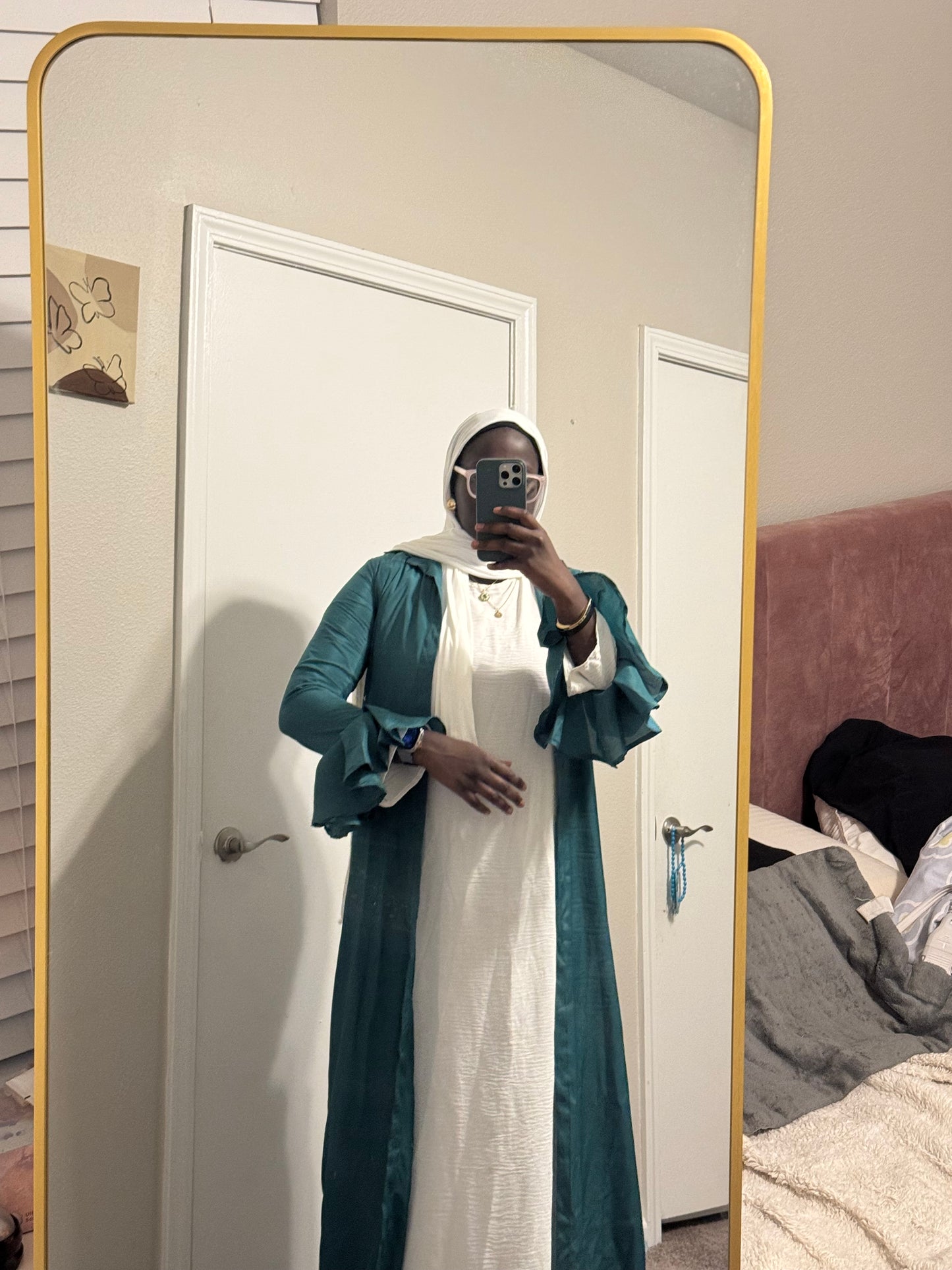 Yasmine open collared abaya